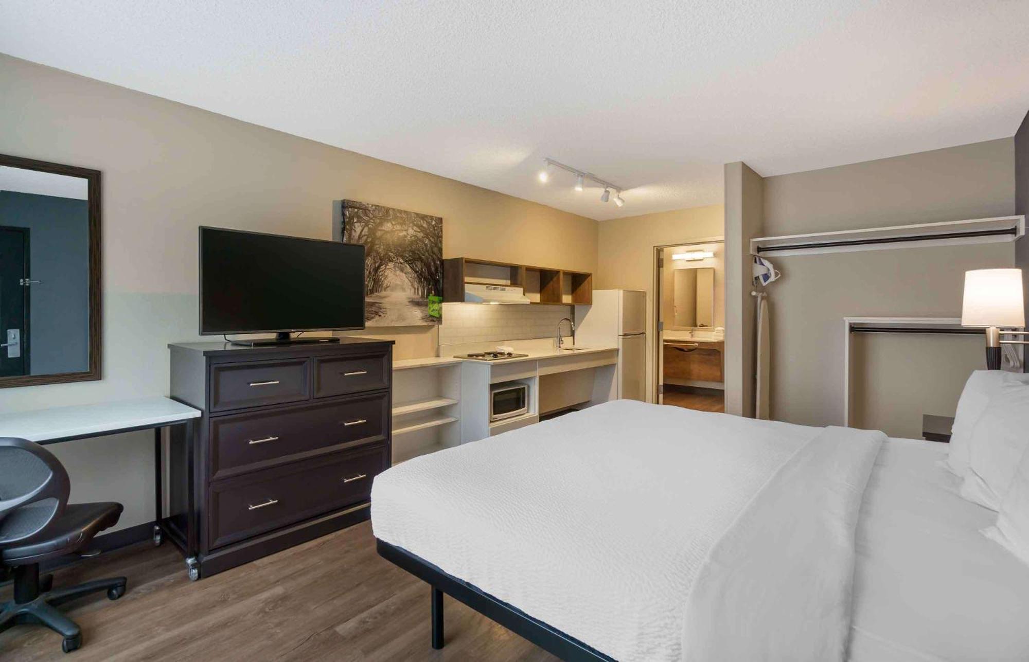 Extended Stay America Suites - Seattle - Redmond Bellevue Exterior photo